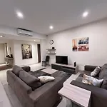 Modern Flat In Balluta