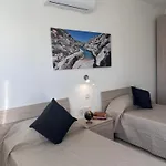 Willa Court - 3 Bdr Maisonette & 2 Bdr Apartments