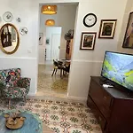 Central Apartment Near Valletta - Boutique Style For Adults - Historic, Gastronomical, Summer Trips