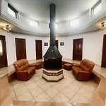 Seaview Octagon Villa With Pool & Outdoor Whirlpool