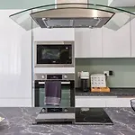 New And Modern Swieqi Apartment