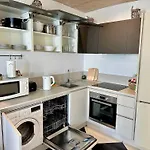 Paceville - Penthouse - Hot Tub & Sea View Roof