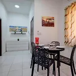 Sir William Reid Holiday Apartments