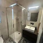Iris -Paola Modern Townhouse