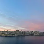 May Comfort Holidays Sliema