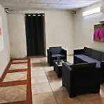 Charming Duplex House, Cinema Room, Valletta Centre