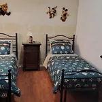 139 Taormina With Garden And Bbq!