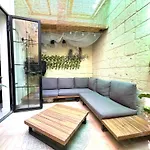 Eclectic Maisonette In Luqa