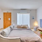 The Beach Apartment