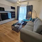 Stunning Central Sliema Apartment With Garden