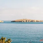 Seaside Serenity, Cruise-Like Comfort
