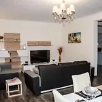 Aragon Apartment