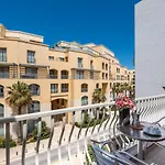 Seaspray 3 Bedroom Penthouse, With Large Terrace And Bbq