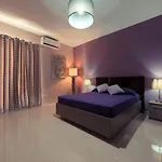 Luxury Apartment Close To The Sea