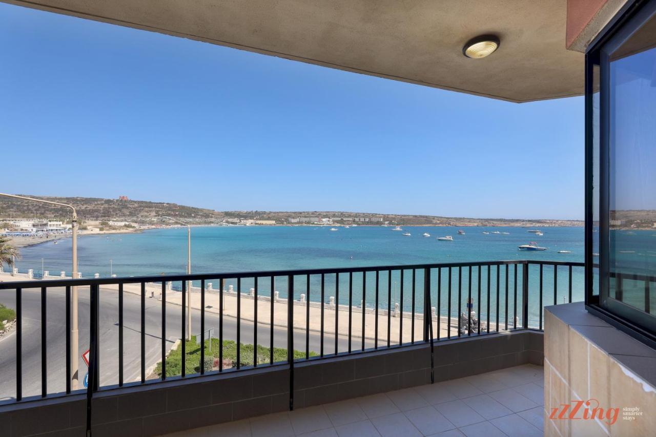 Apartment Beachfront 2 Bedroom *