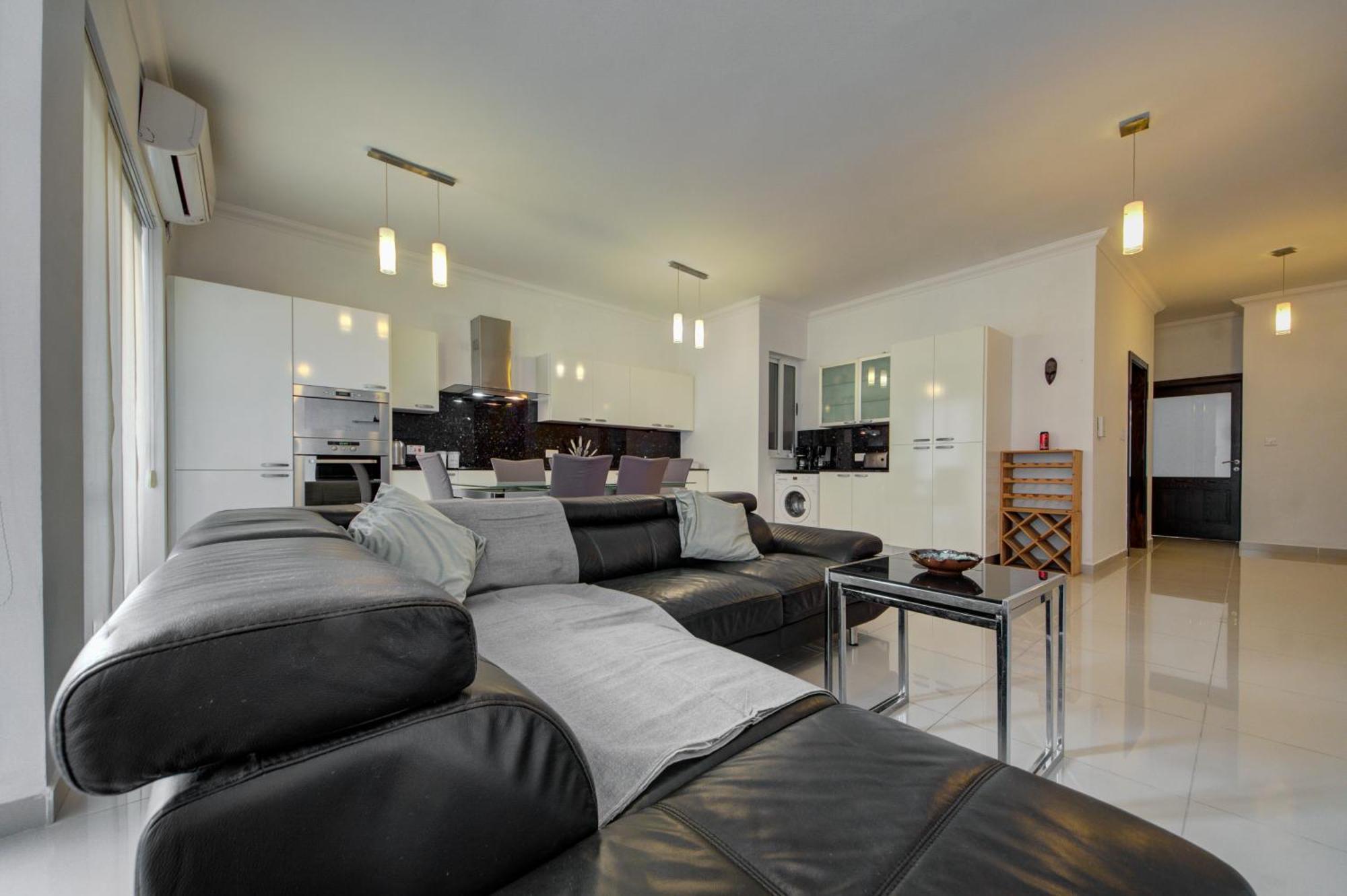 Modern 2br With Balcony & Wifi In St Julians By 360 Estates Apartment Saint Julian's