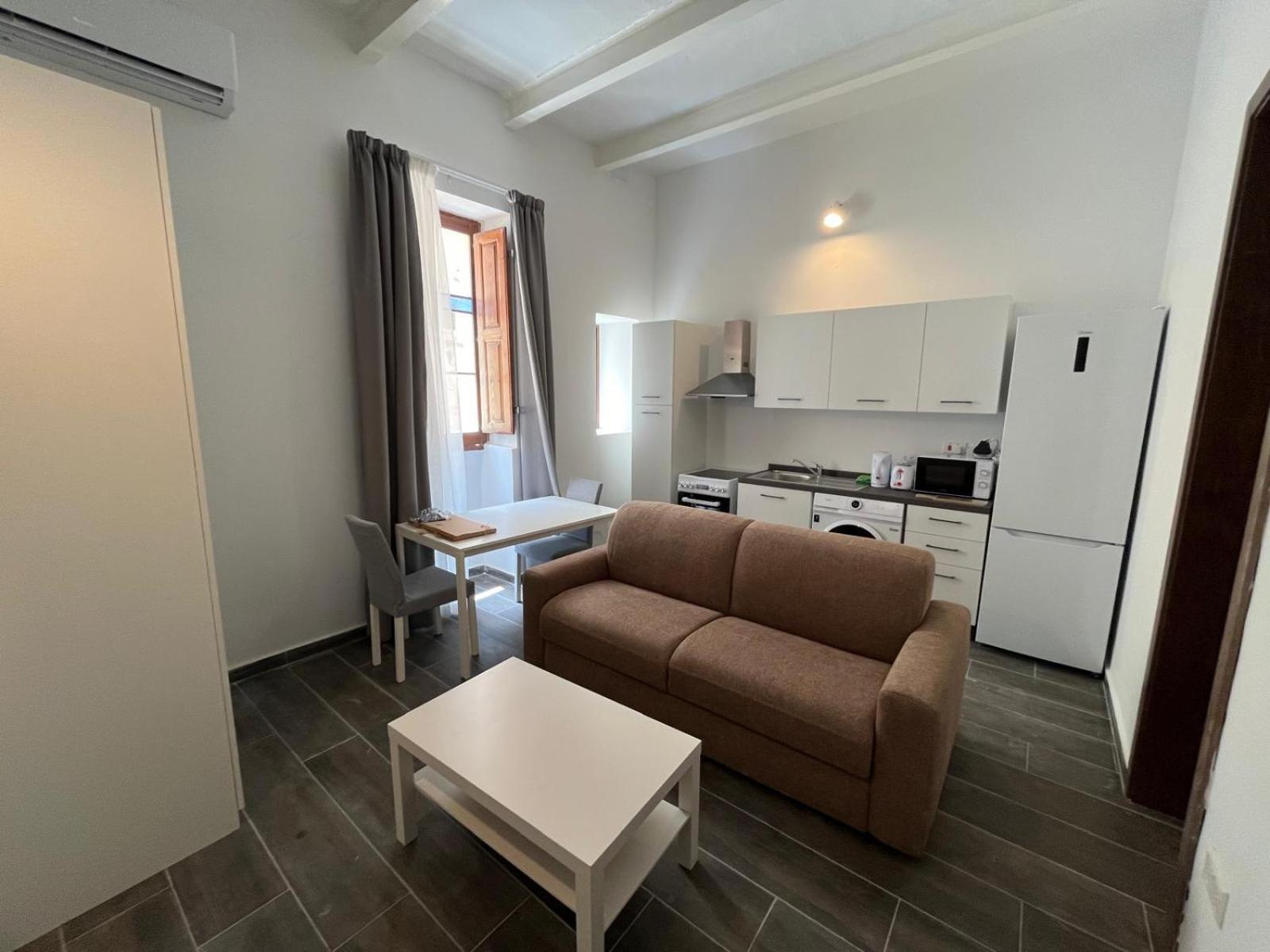 Апартаменты 1 Bedroom Слима