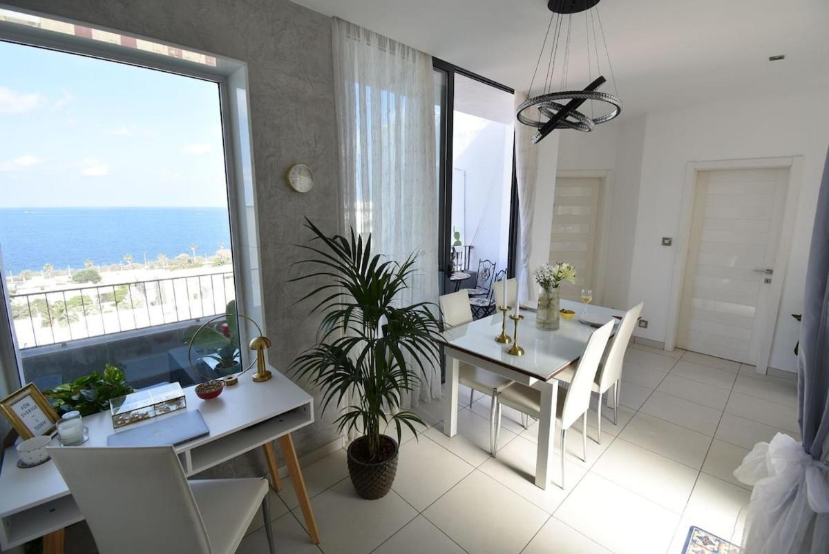 Vela Vista Penthouse Attico 14 Entire Unit *