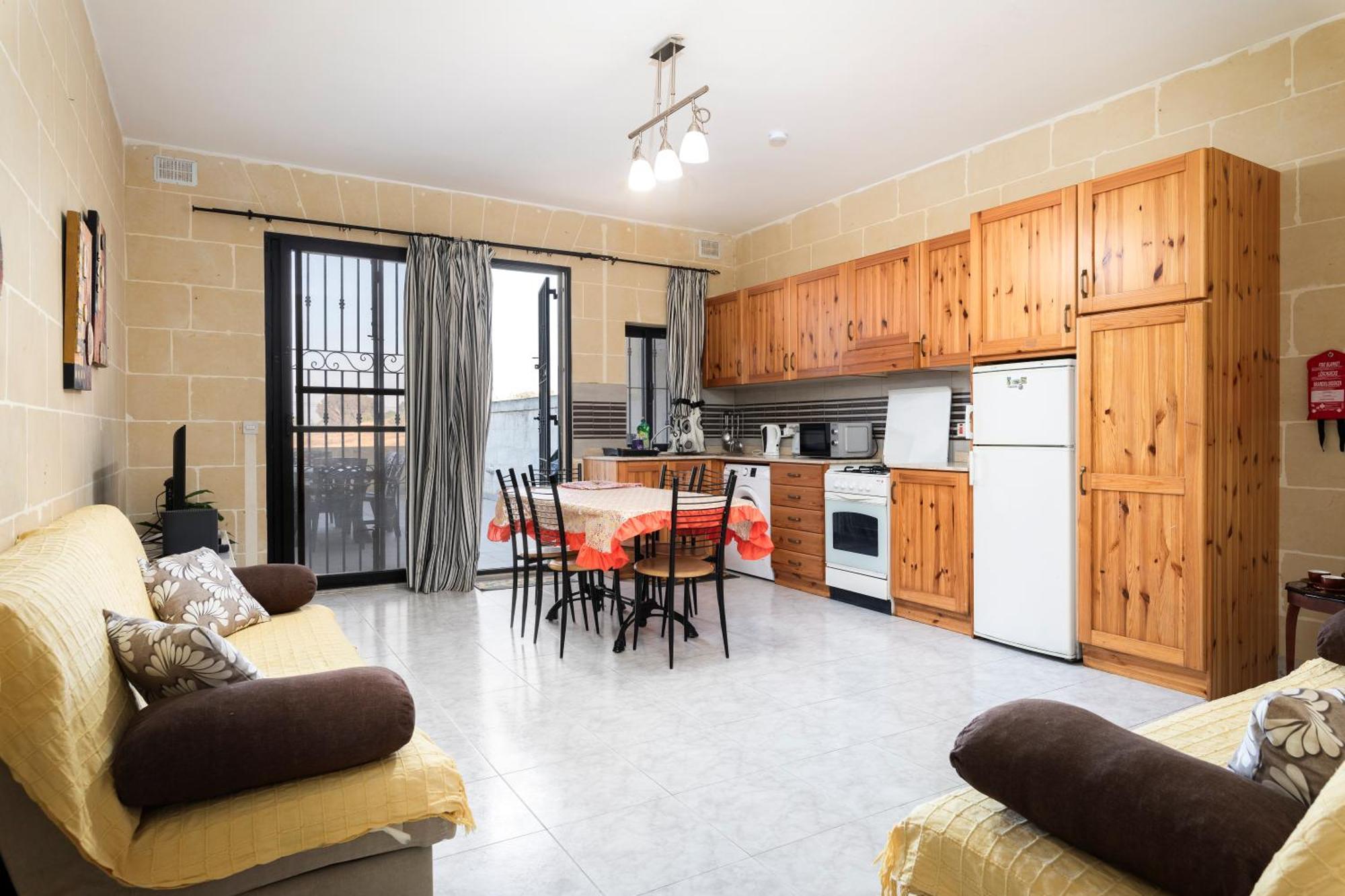 Apartment 2bd Spacious With Front Terrace And Country Views - Gozo Island