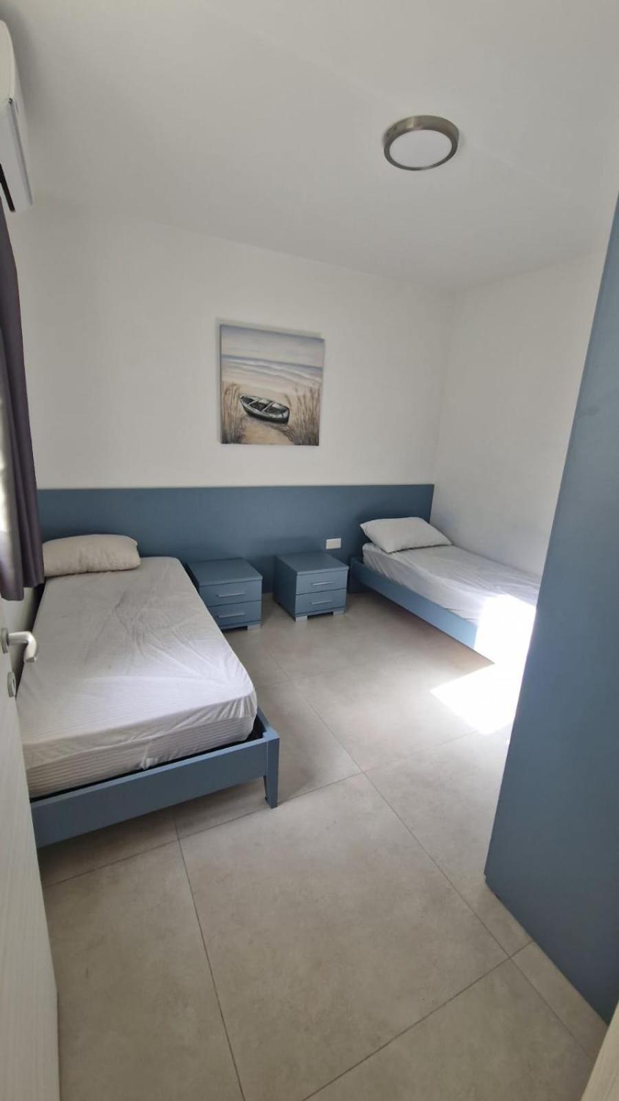 2 Bedroom Penthouse In Bugibba Apartamento