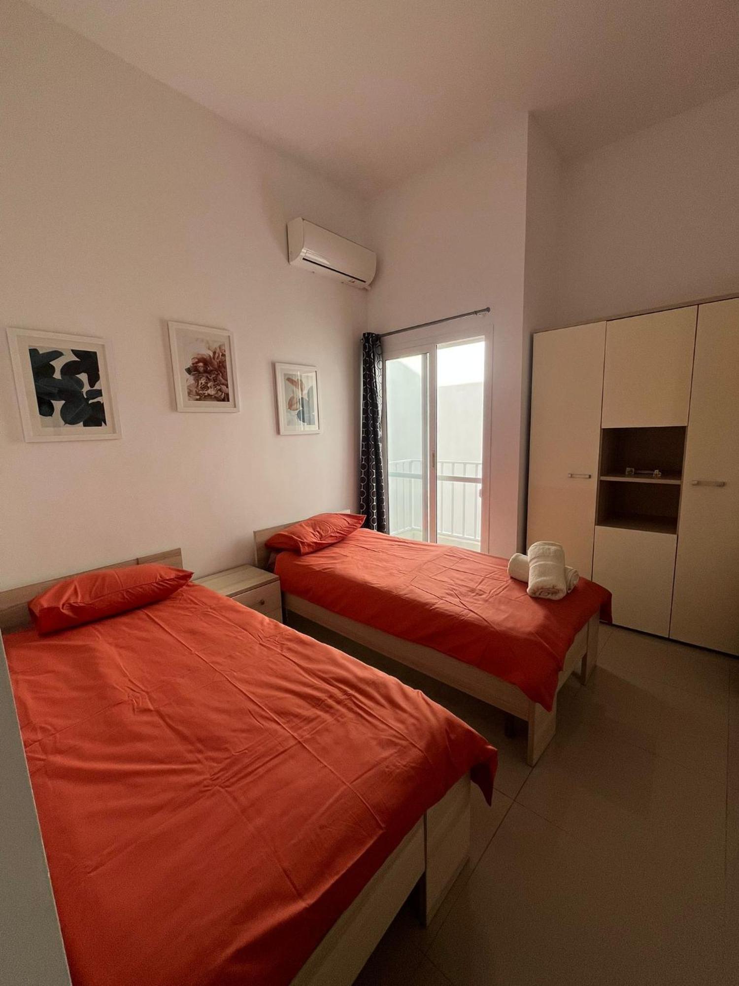 Modern Private In Swieqi Shared Flat With Shared Bathroom *
