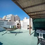Seaview Rooftop, 3 Bed, 2 Bath