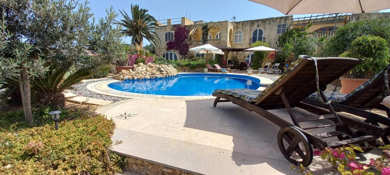 Dar Ta' Xmun - Idyllic With Pool, Garden, Seaview & Sunset Dom wakacyjny *