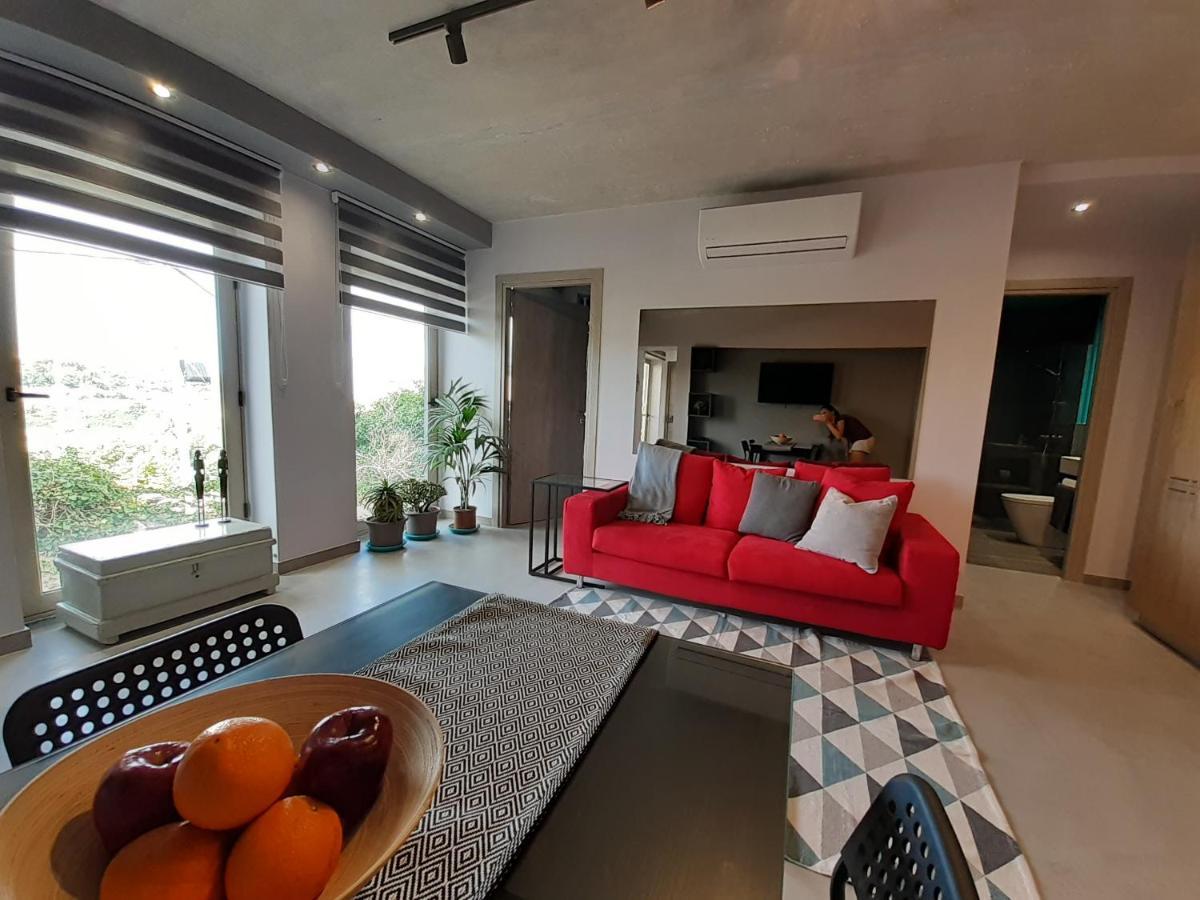 Modern On Mdina's Promenade