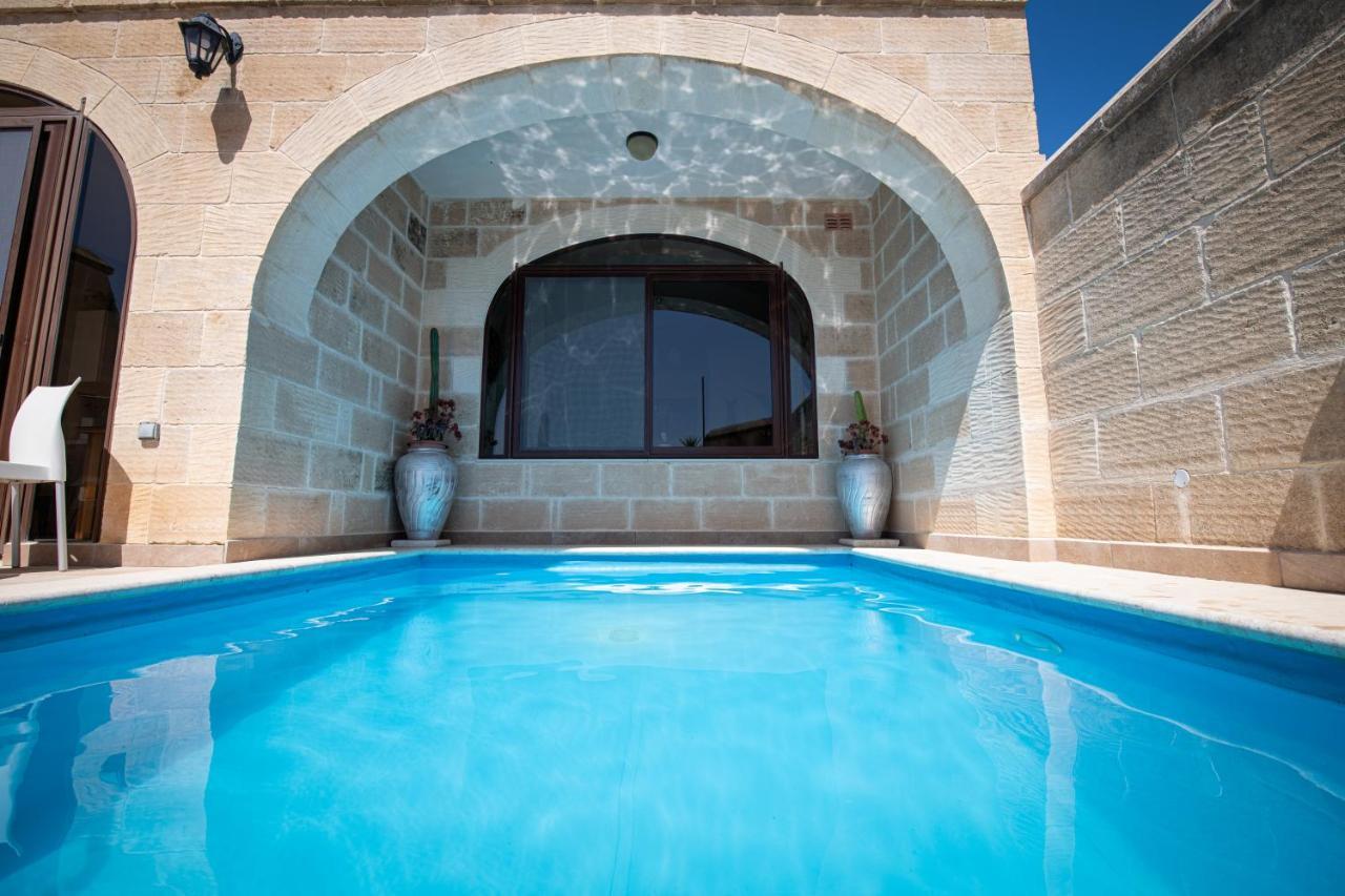 Ta' Giljan Gozo Bed & Breakfast *