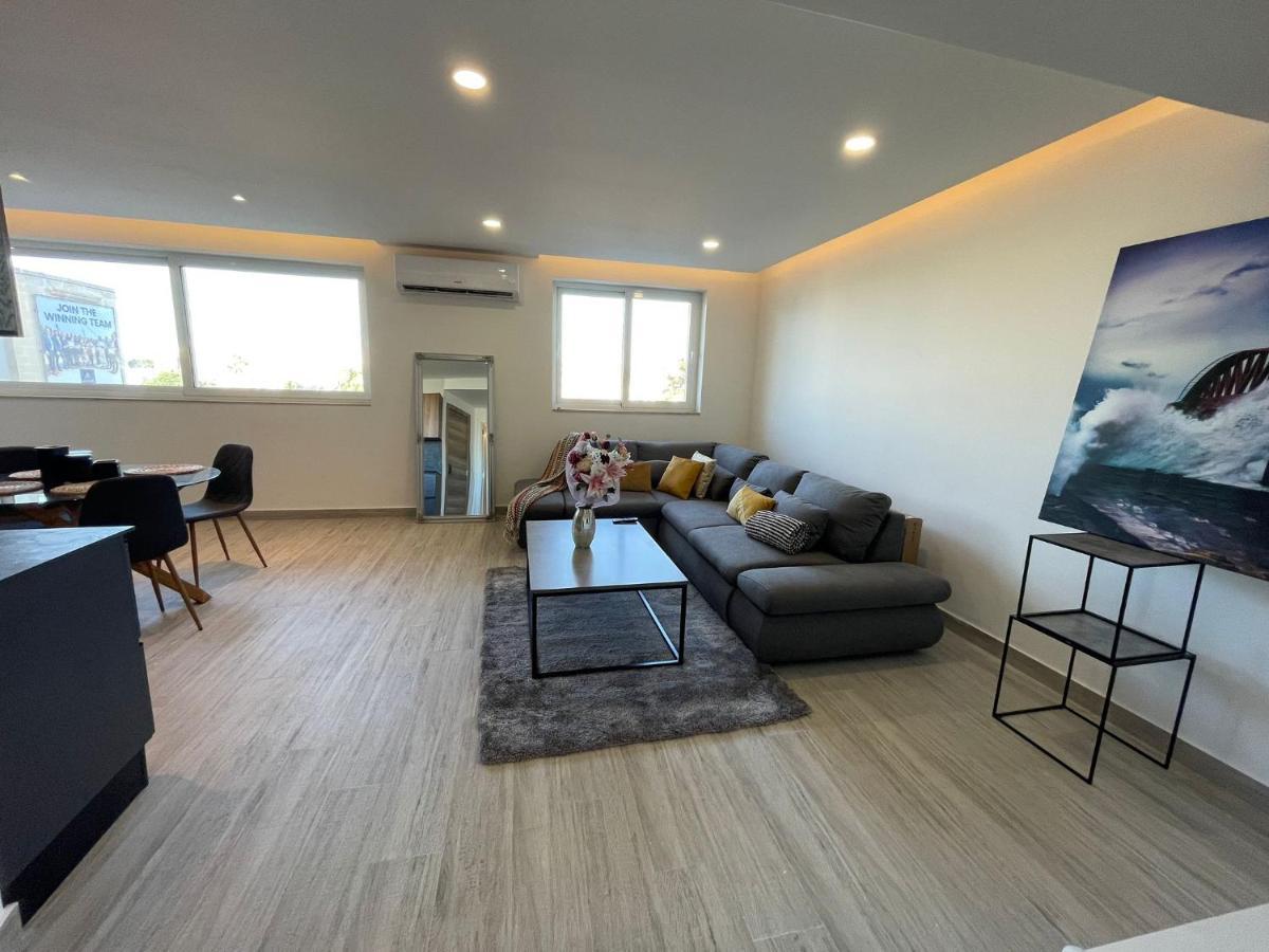 Ana Seafront Haven Apartment