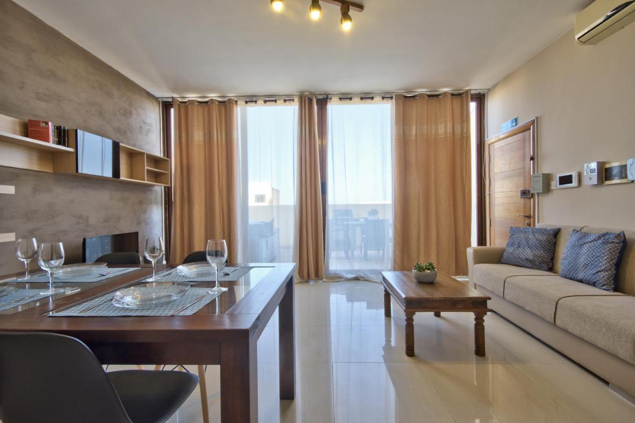 Emerald Court - Radiant & Penthouse By Shortletsmalta Apartman Sliema