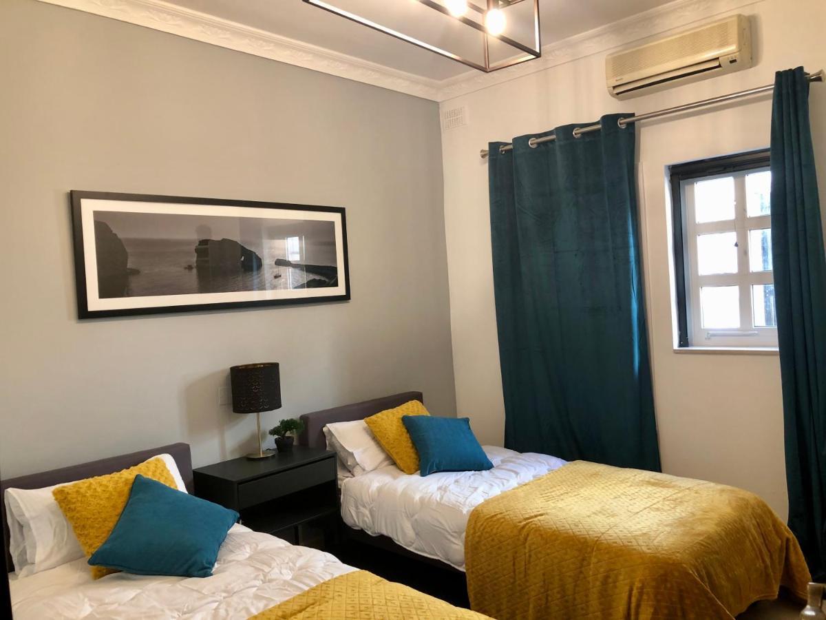 Проживание в семье Desert Rose Quiet House 3km Away From Airport *