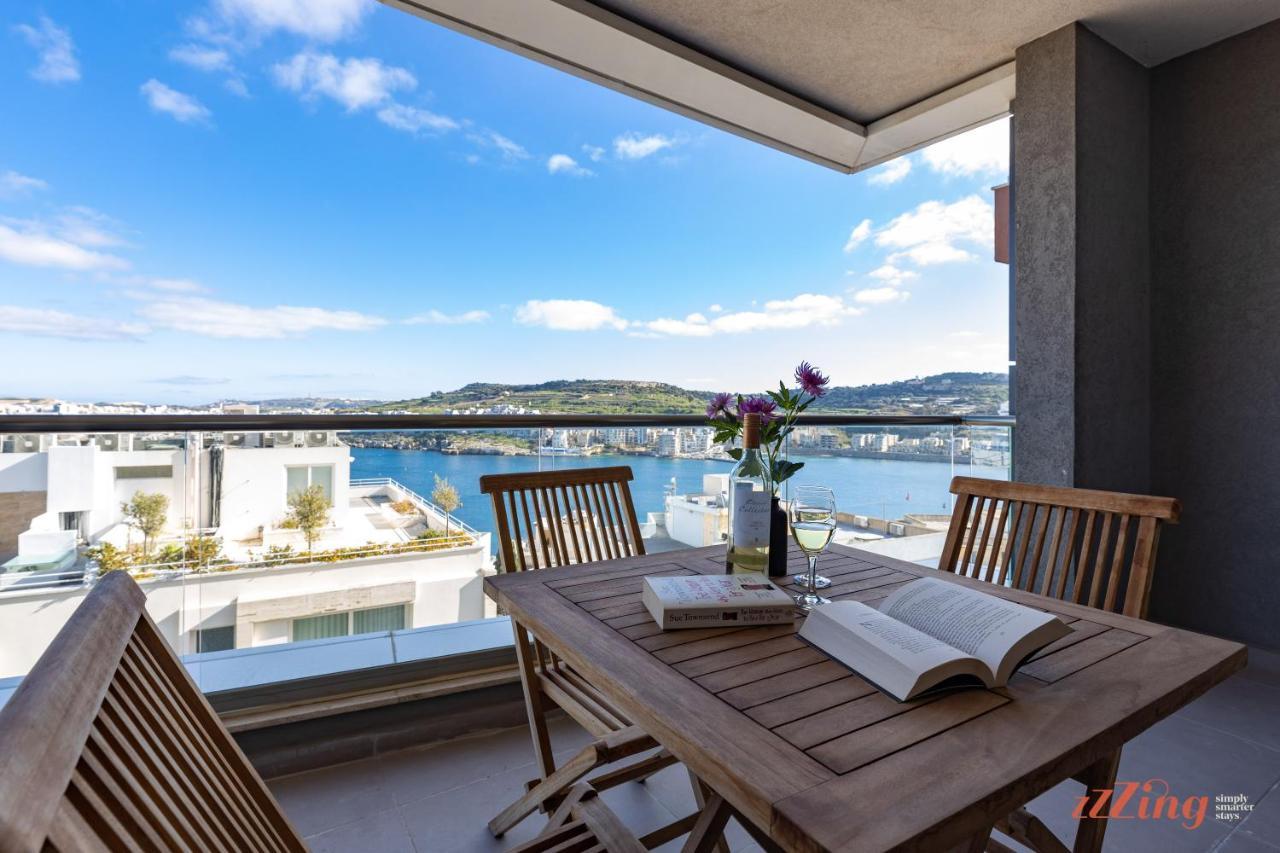 A Stunning With Spectacular Sea Views Apartament