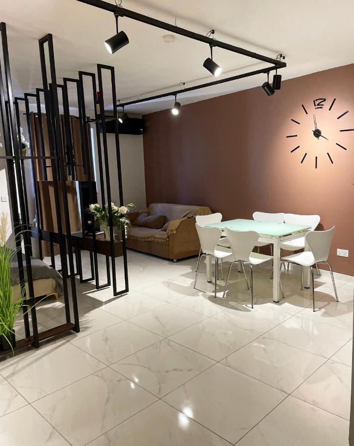 Apartamento Modern Designed & Spacious In C11b Msida