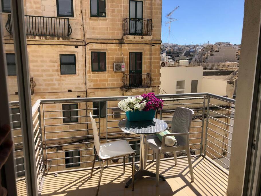 Well Located 2 Bedroom Flat In St.julians * San Giuliano