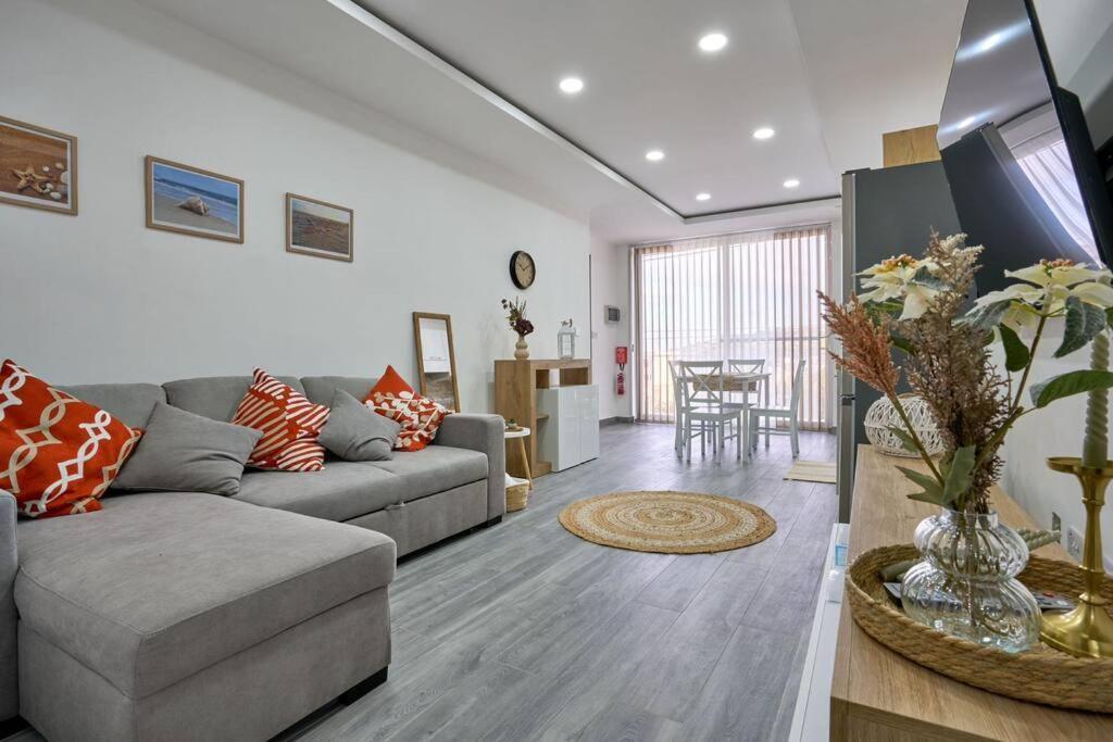 Appartamento Two Bedroom In Xemxija,