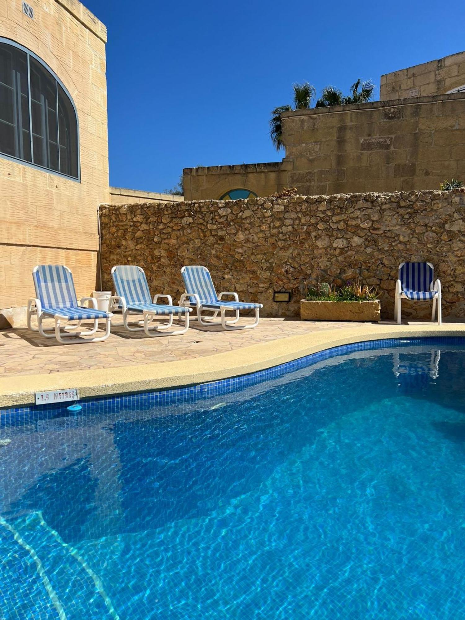 Gozo Silence Couette-café Għarb