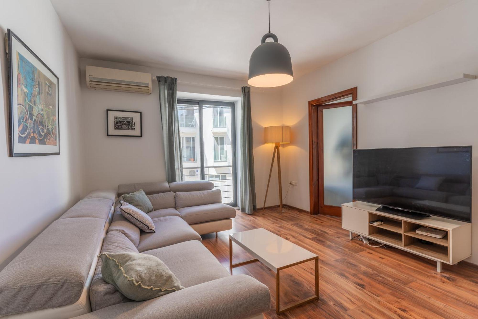 Lovely 3br In Swieqi Stylish, Cozy & By 360 Estates Is-Swieqi