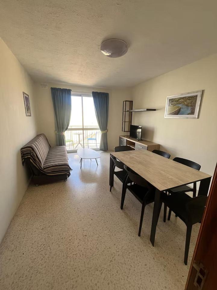 Standard 3 Bedroom Balluta Bay Apartment *