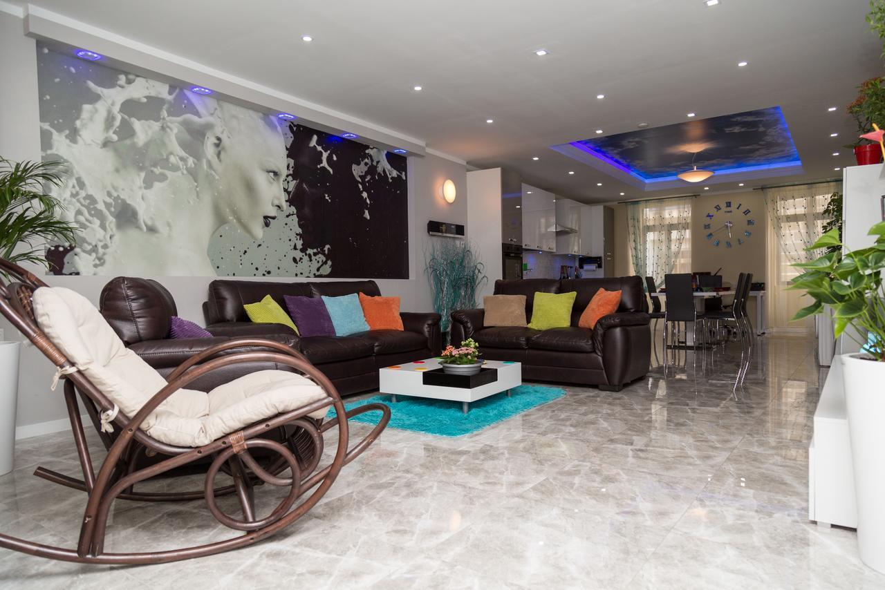 Azure Appartement *