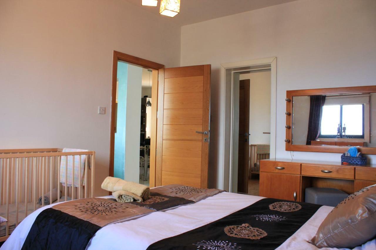 Sunny Apartment *