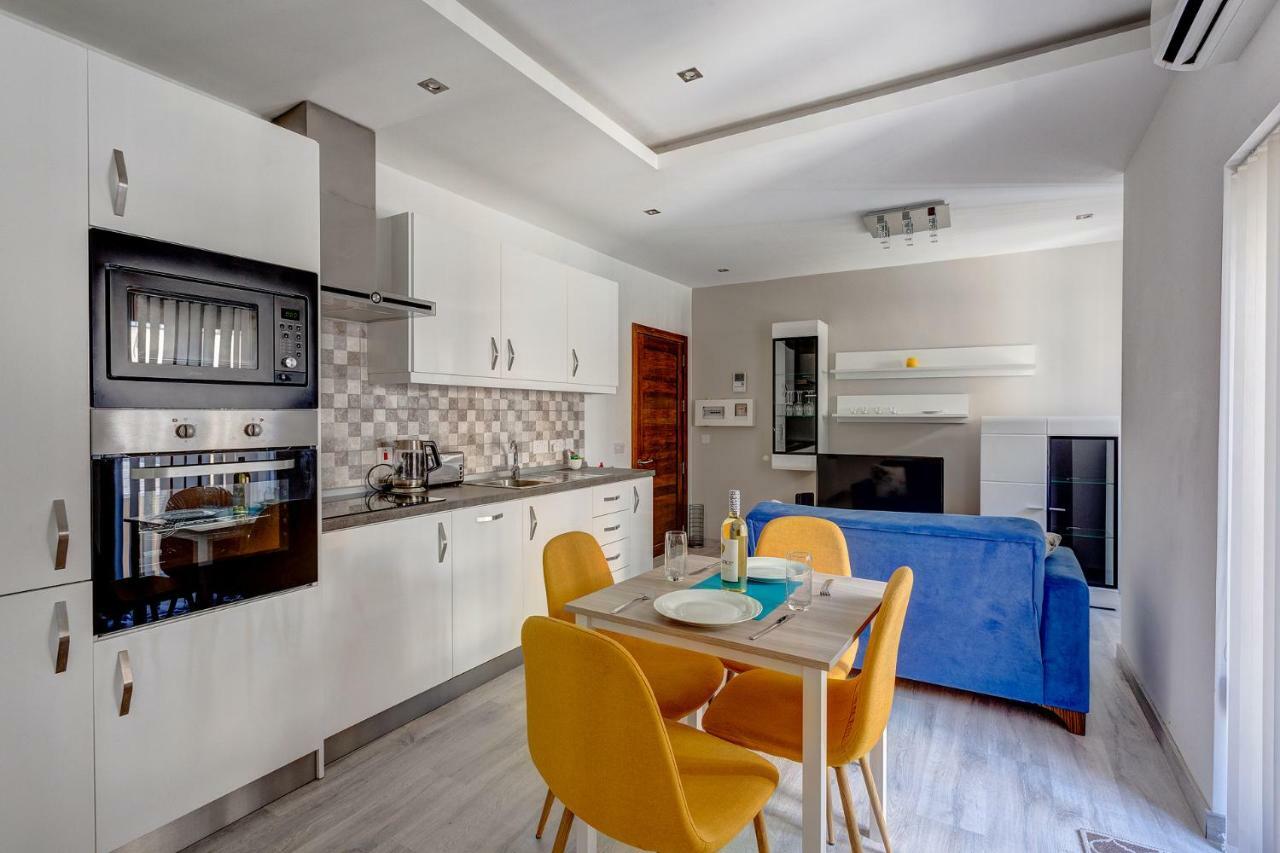 Modern Just Off The Promenade Appartamento Sliema