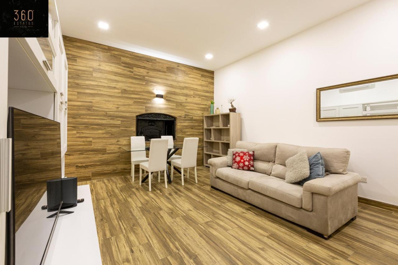 Charming 2br House Of Character In W/wifi By 360 Estates Apartment *