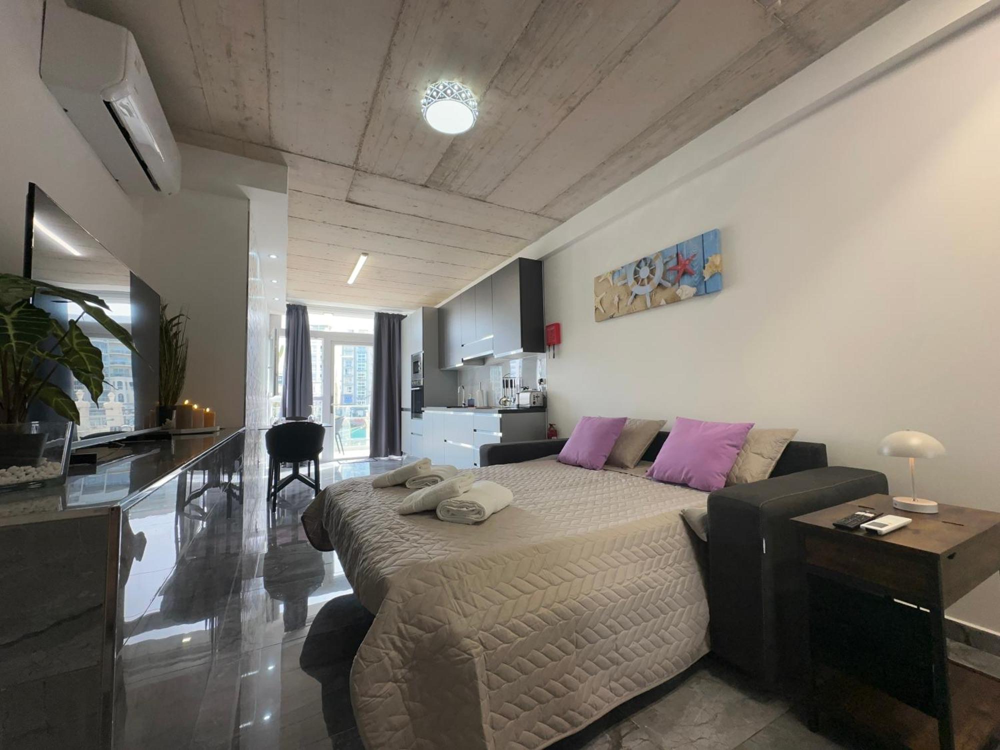 Apartament Seafront, Lovely Modern Studio.